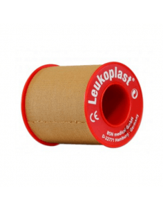 LEUKOPLAST ESPARADRAPO CARNE 5M X 5CM